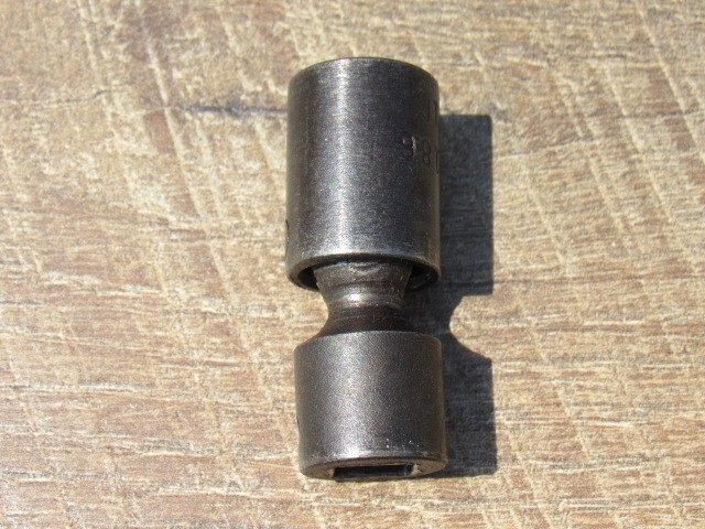 MAC 9/16″ XUI 186 3/8″ DR. 6 PT SAE SWIVEL FLEX UNVERSAL IMPACT SOCKET XUI186