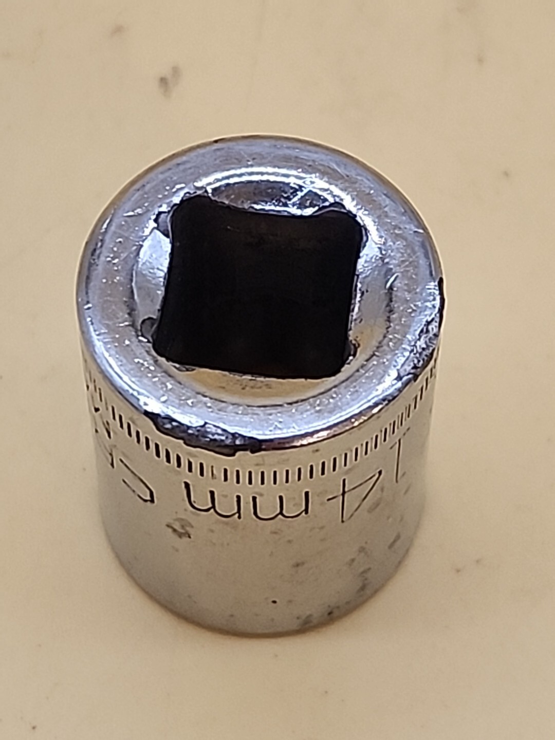 Craftsman Tools V-44305 12 Point 14mm 3/8″ Drive Shallow Socket USA