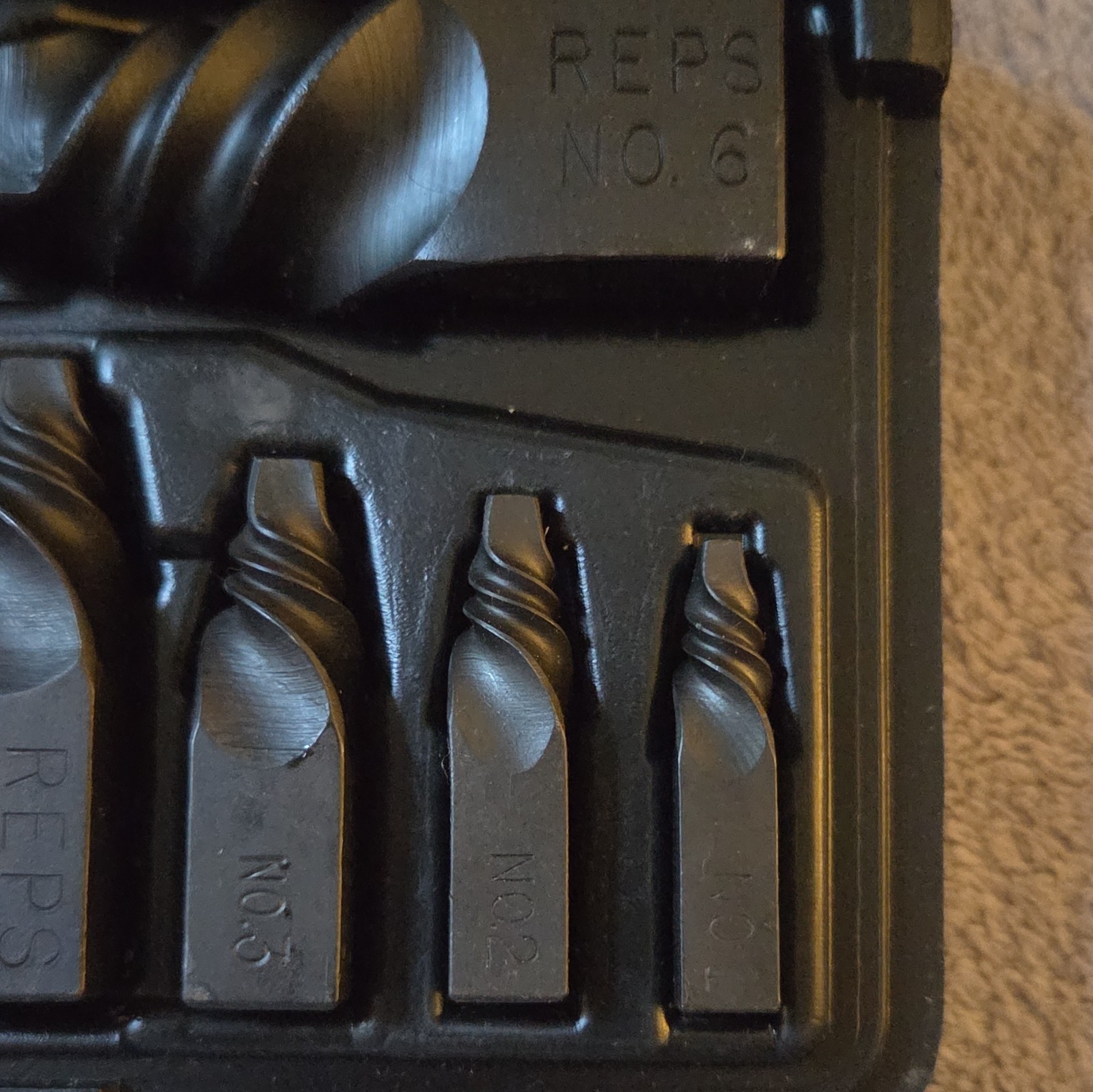 Walton REPS Pipe, Stud, and Screw Extractor Set