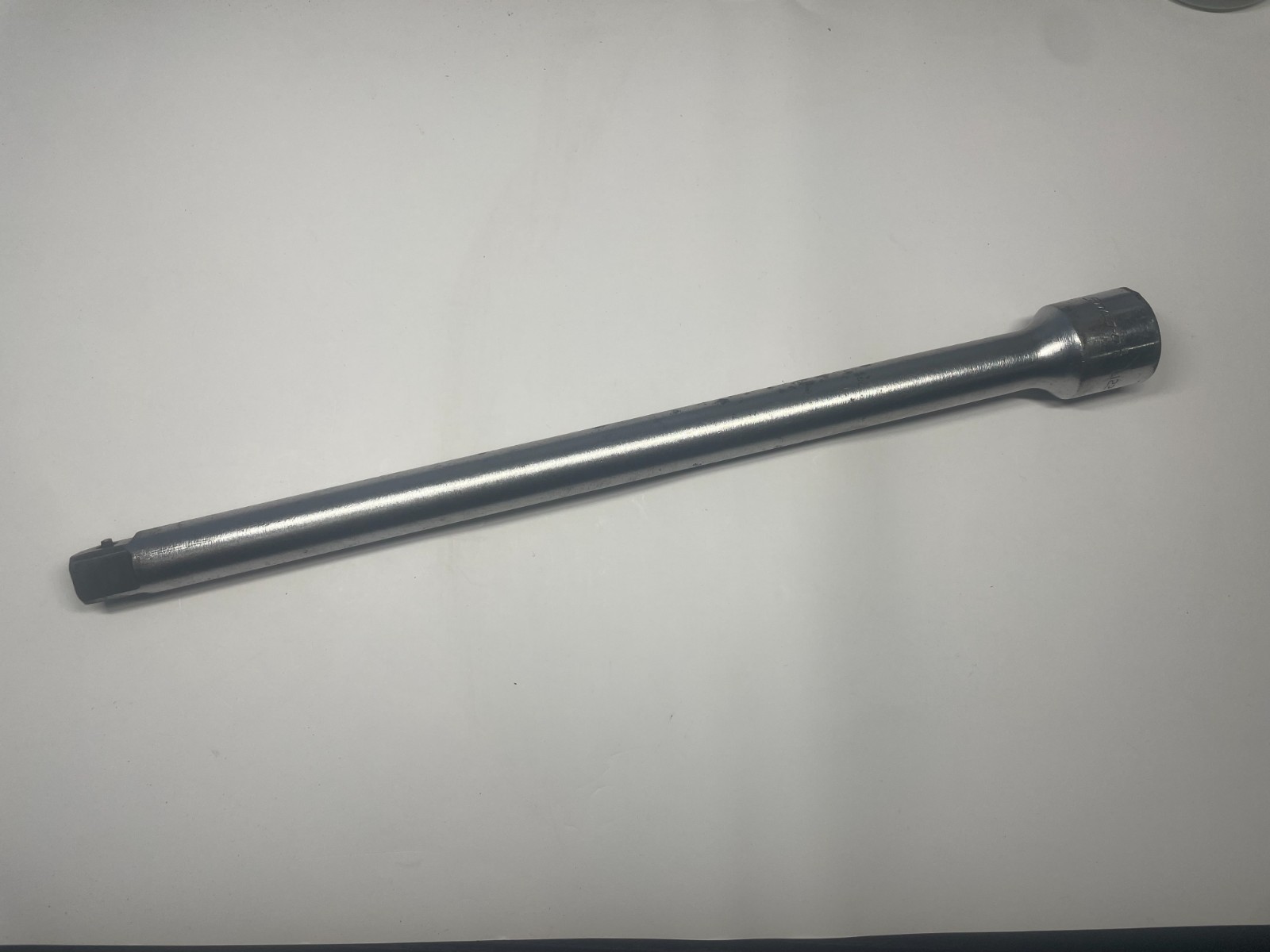 SNAP-ON 3/4″ DRIVE 16″ LONG LOCKING BUTTON EXTENSION #L122