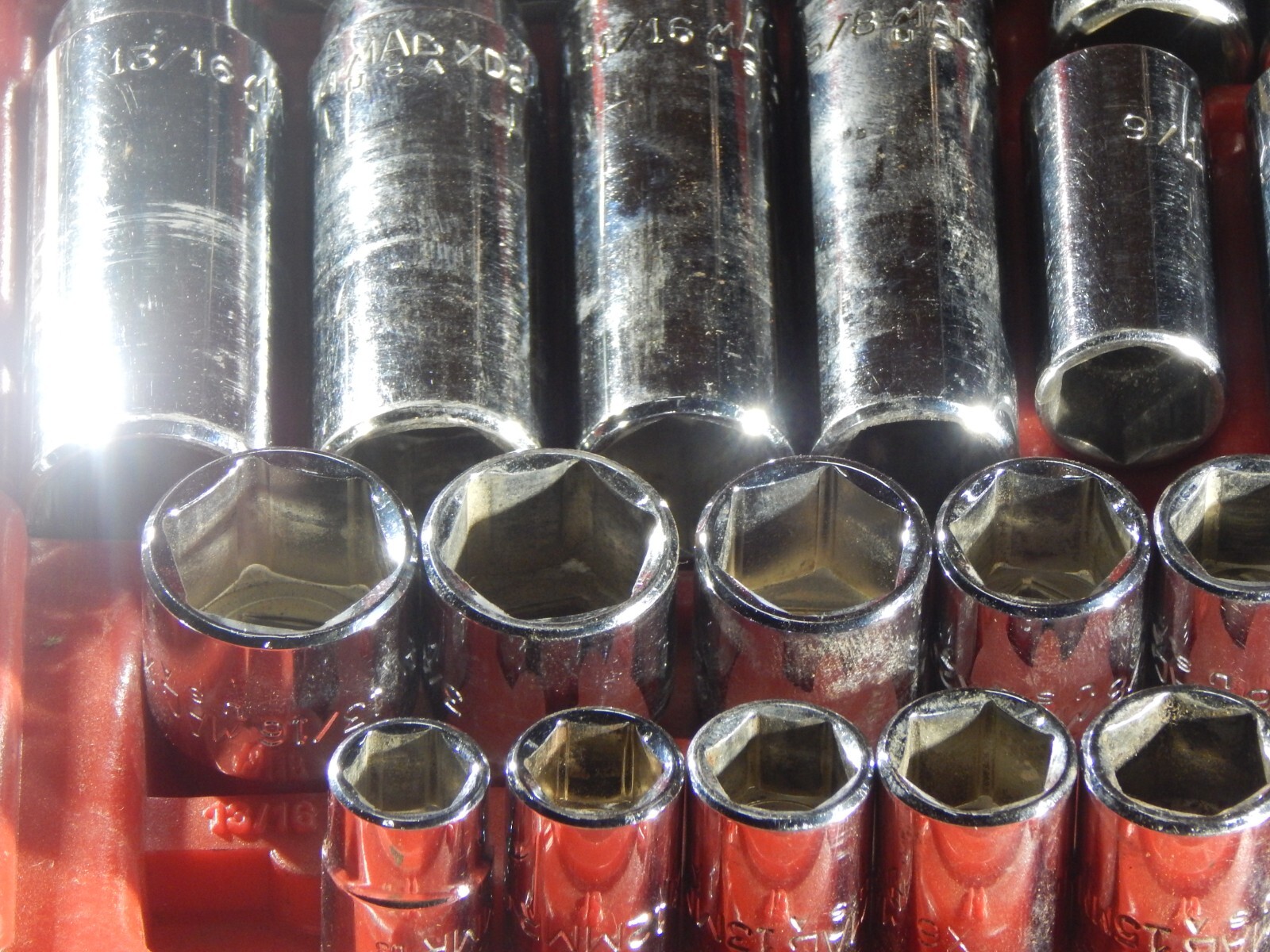 Mac Tools SAE Metric 44Pc 3/8″ Drive General Service Set Ratchet Socket Case Dr