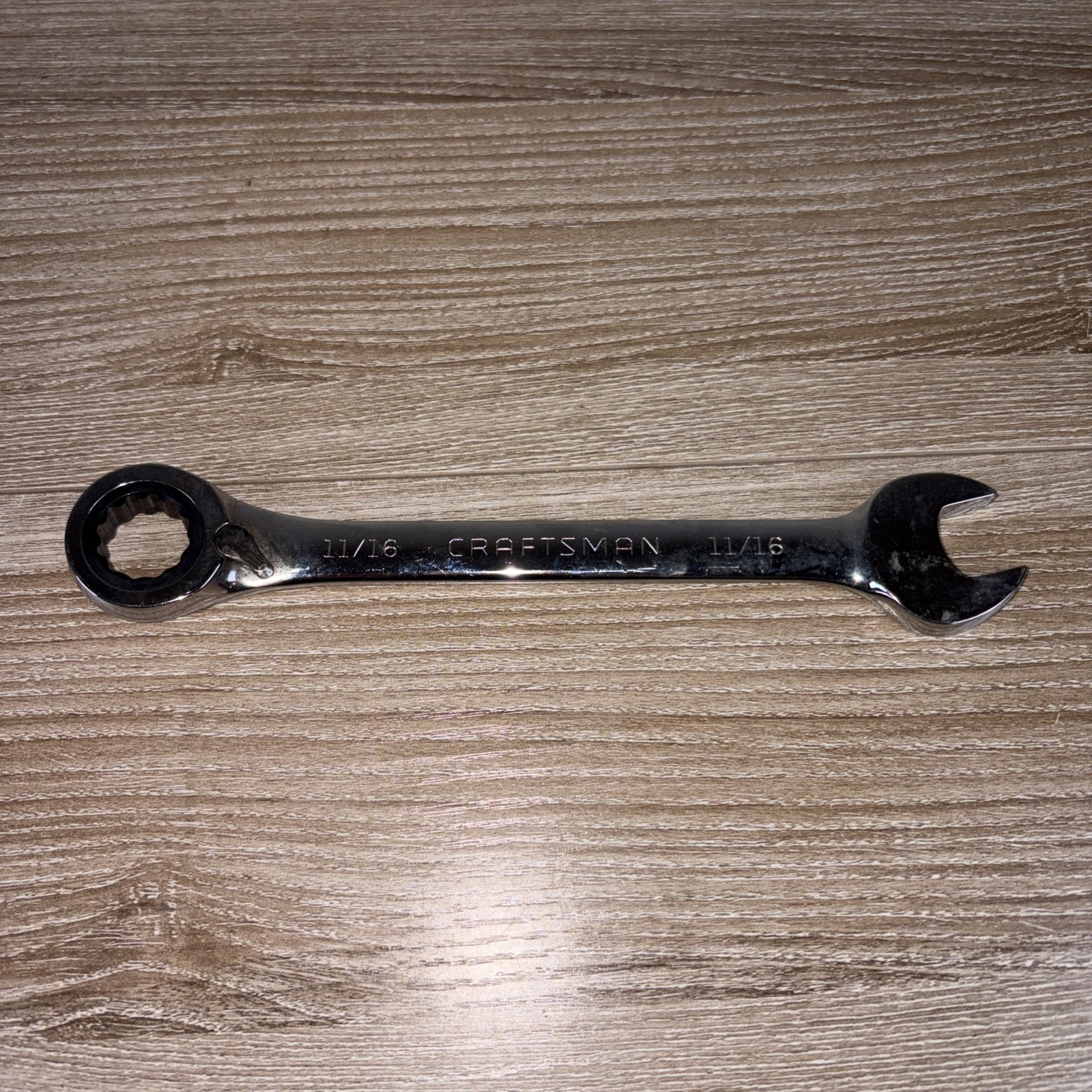 Craftsman 11/16-in Standard (SAE) Reversible Ratchet Wrench 42418 D-AD PAT.