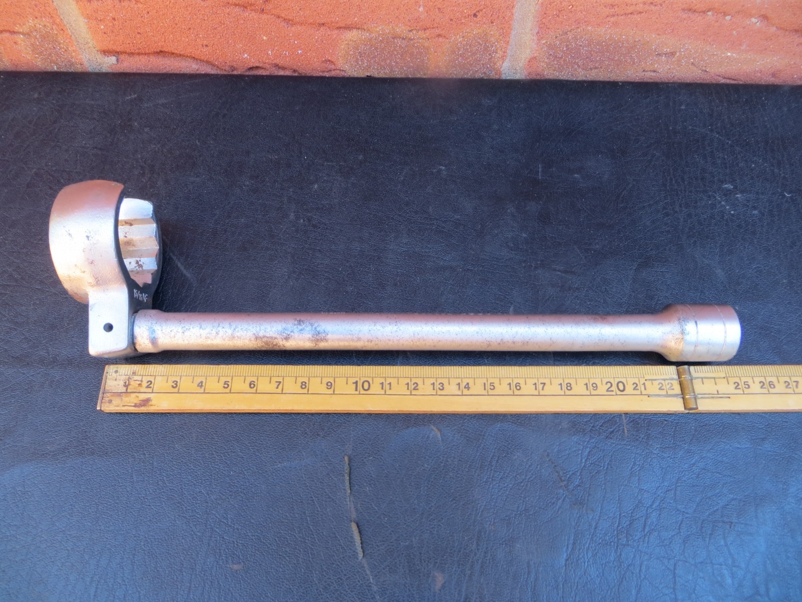 Gedore 1991 extension (1/2″) and 15/16 AF Crow Foot /Flare Nut