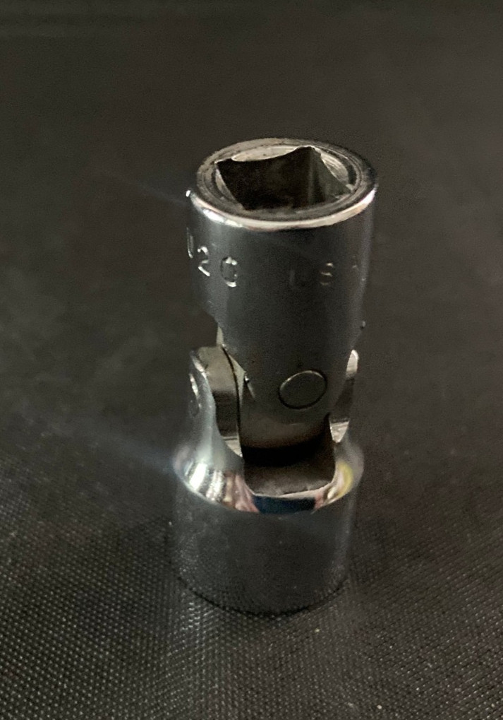 Snap-on FVU20 5/8″ Shallow Universal Swivel Socket 3/8″ Drive 12 pt.