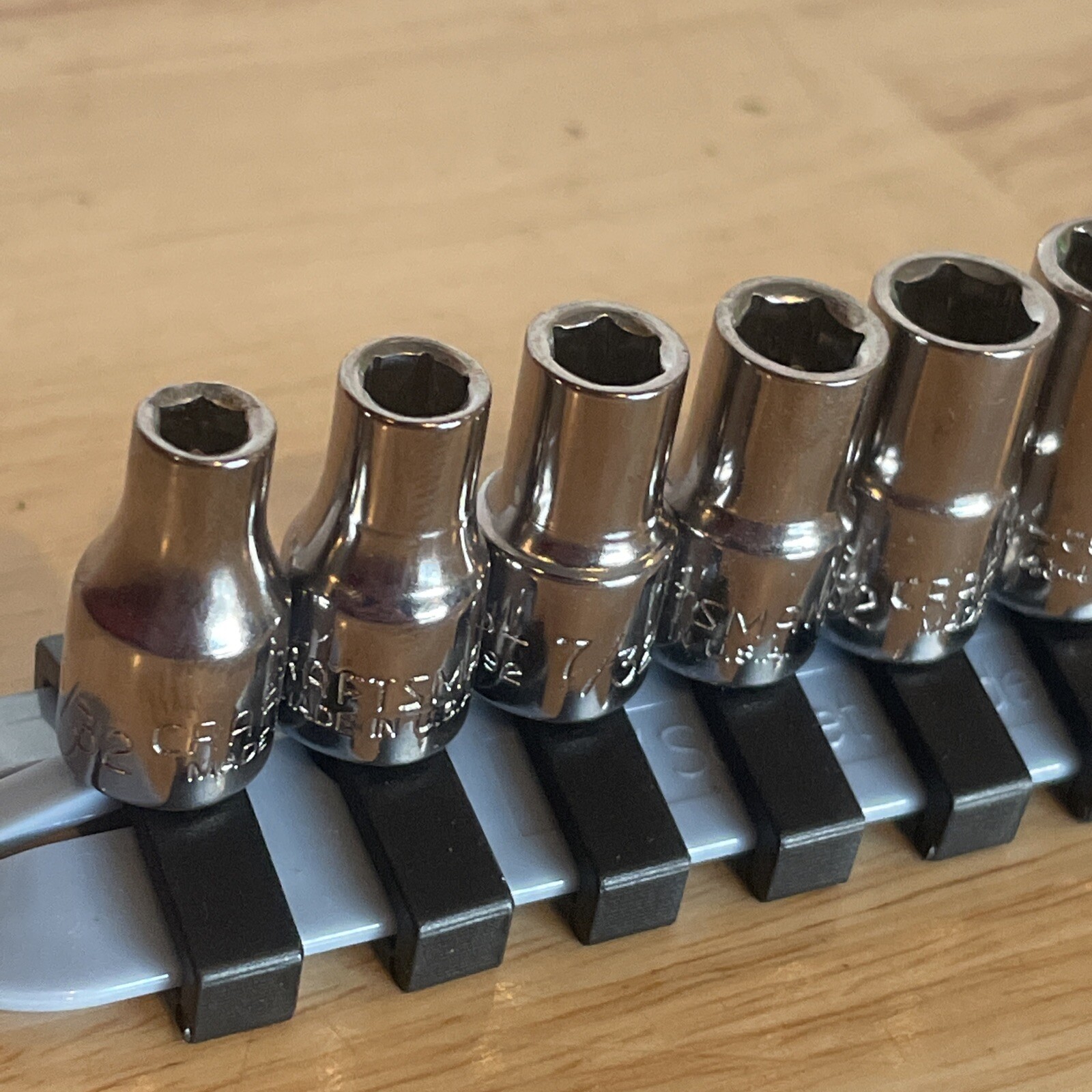 Craftsman 11pc. SAE 1/4″ Drive 6 Point Socket Set 5/32-9/16” Inverted G2 USA