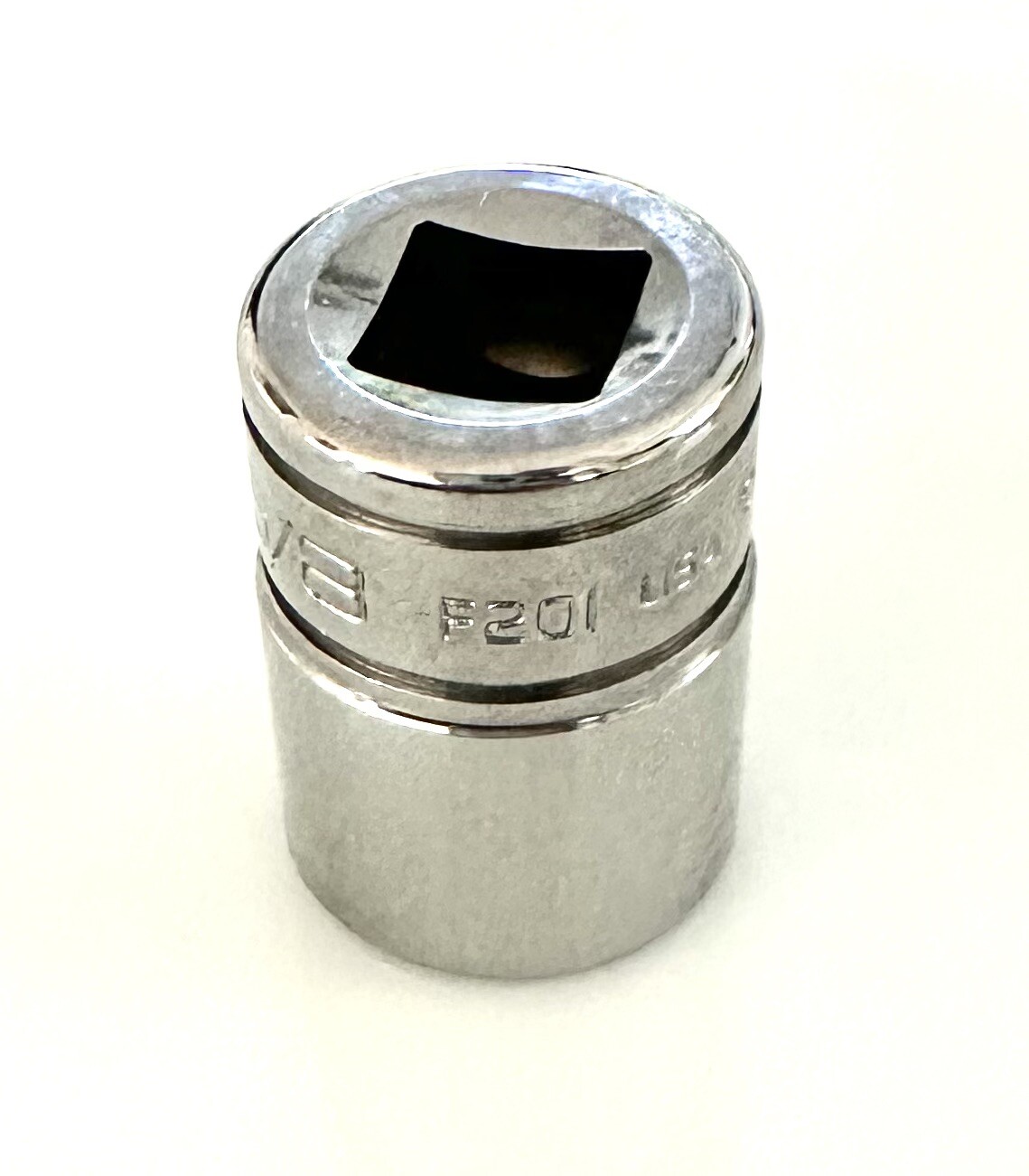 New 5/8″ socket 3/8″ drive SNAP-ON F201 Made In The USA