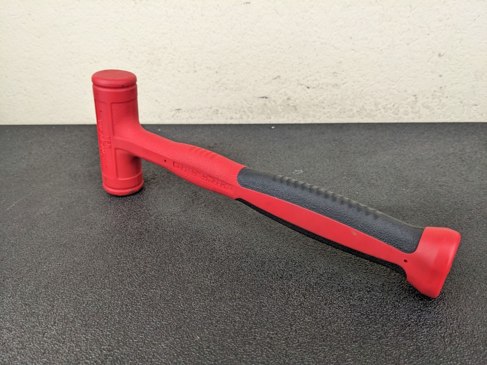 #bo729 Snap-on HBSE20 20oz/550g 11″ RED Handle Soft Grip Dead Blow Hammer USA
