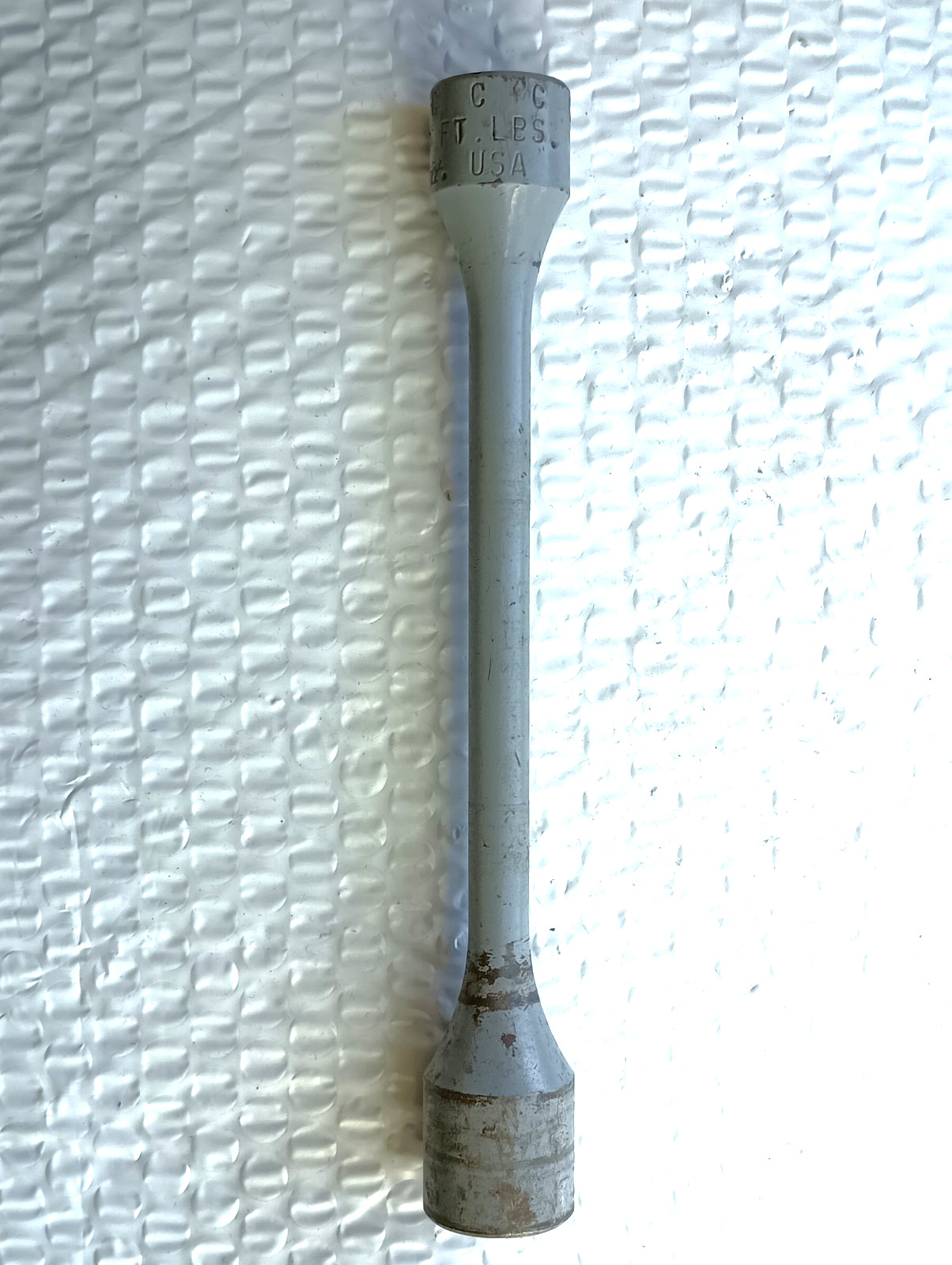 BLUE POINT 1/2″ DRIVE, 19MM. 100FT.LB. TORQUE LIMITING EXTENSION/BAR. 8.6″ LONG.