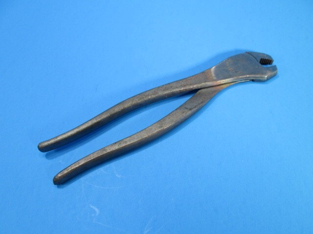 Vintage UTICA TOOLS Battery Terminal Pliers 524-7 ~Made in USA~ VERY NICE LQQK!!