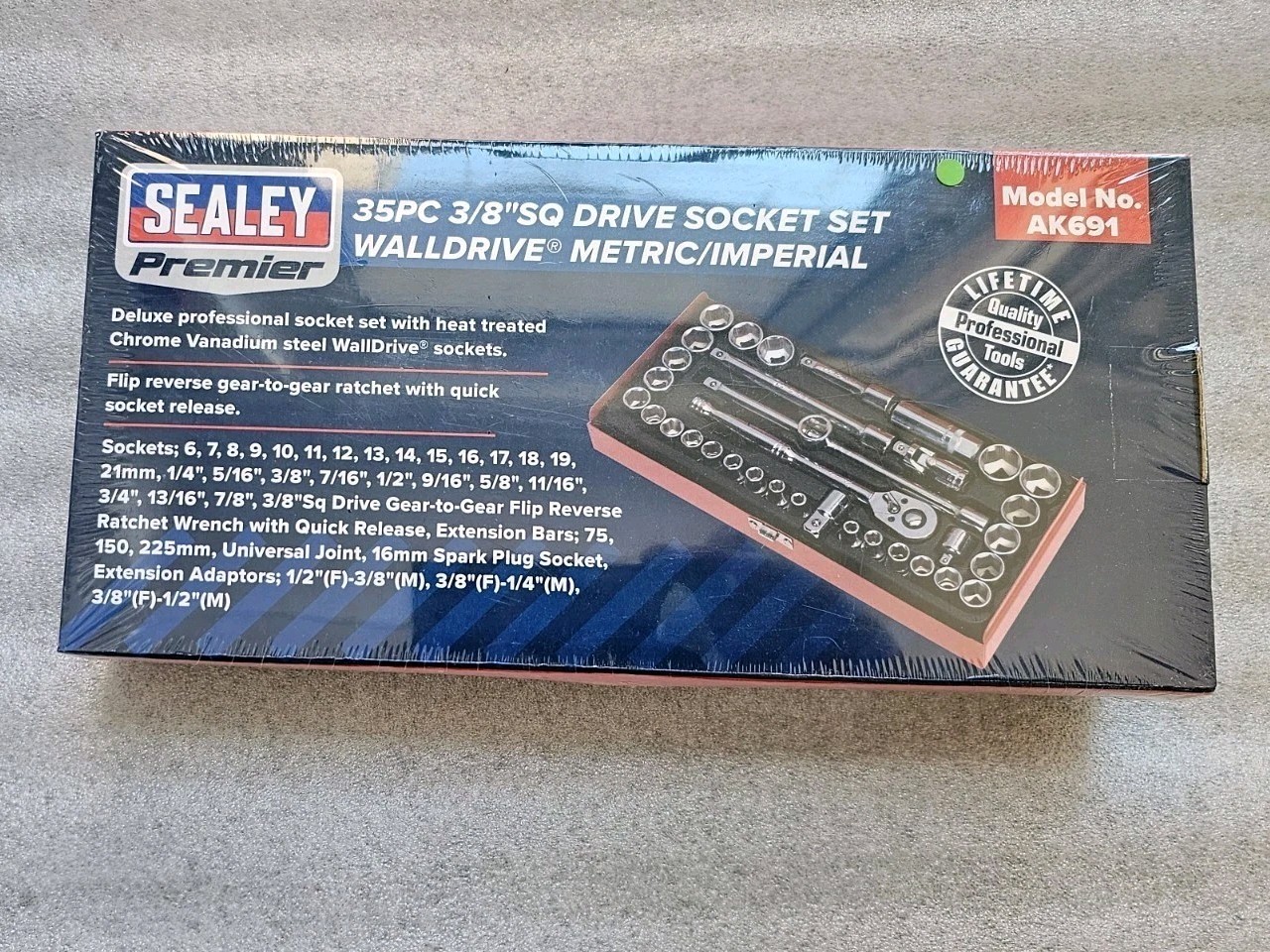 Sealey Premier Deluxe 35 Piece 3/8in Drive WallDrive® MM / SAE Socket Set AK691