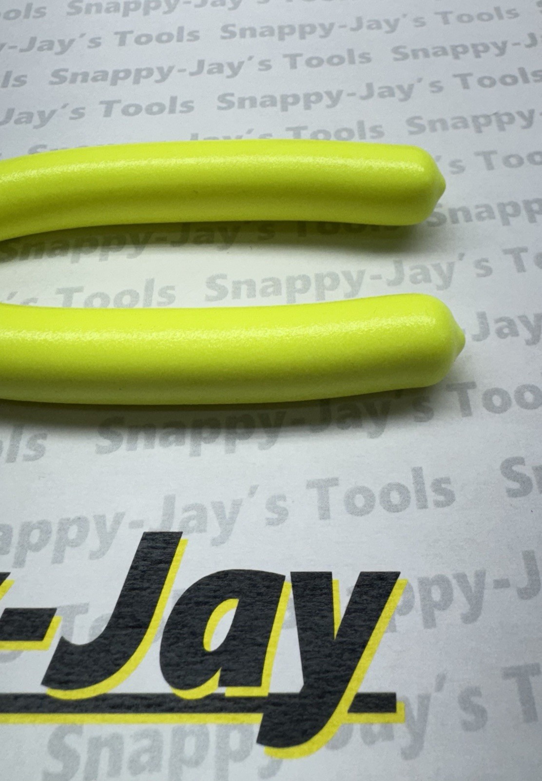 Snap-on Tools USA NEW HI VIS Soft Grip 7″ Diagonal Cutter Pliers 87BCFHV
