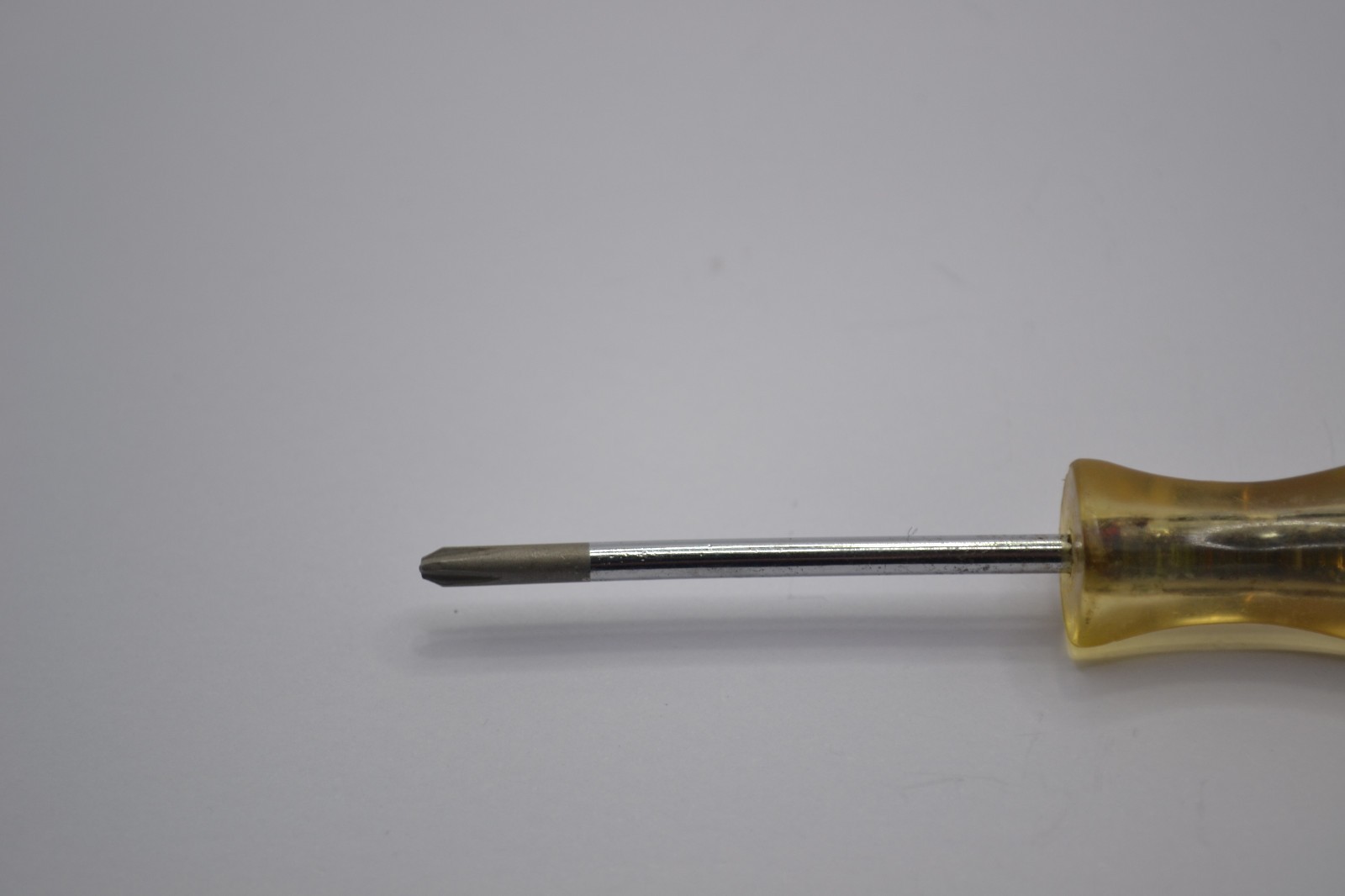 Snap On SDDP204 No.1 Vintage Phillips Amber Hard Plastic Handle Screwdriver y-1