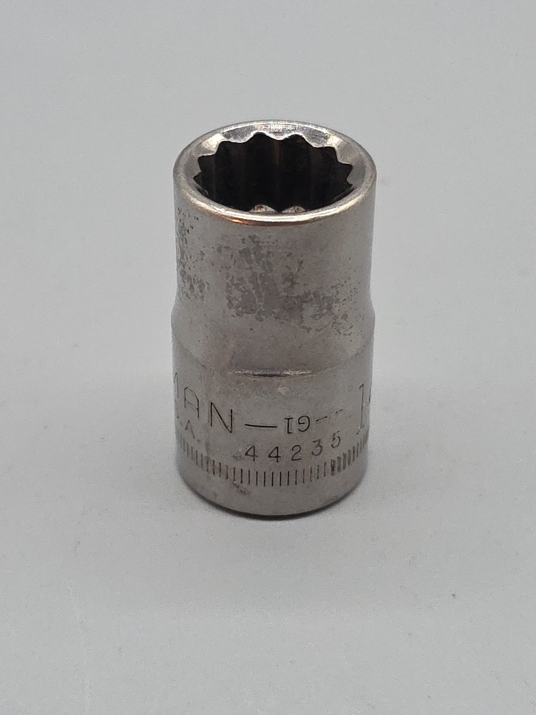 Craftsman Tools 12 Point 1/2″ Drive Shallow Socket G1- 44235 14mm USA