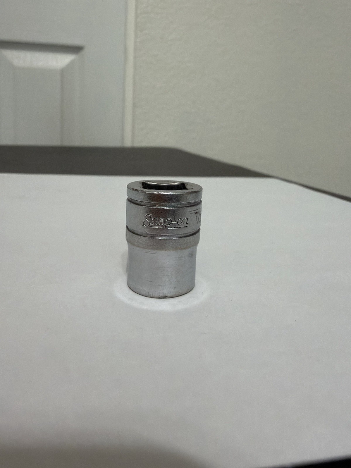 Snap On 7/16″ Shallow Socket 3/8″ Drive 12 Point F141 USA