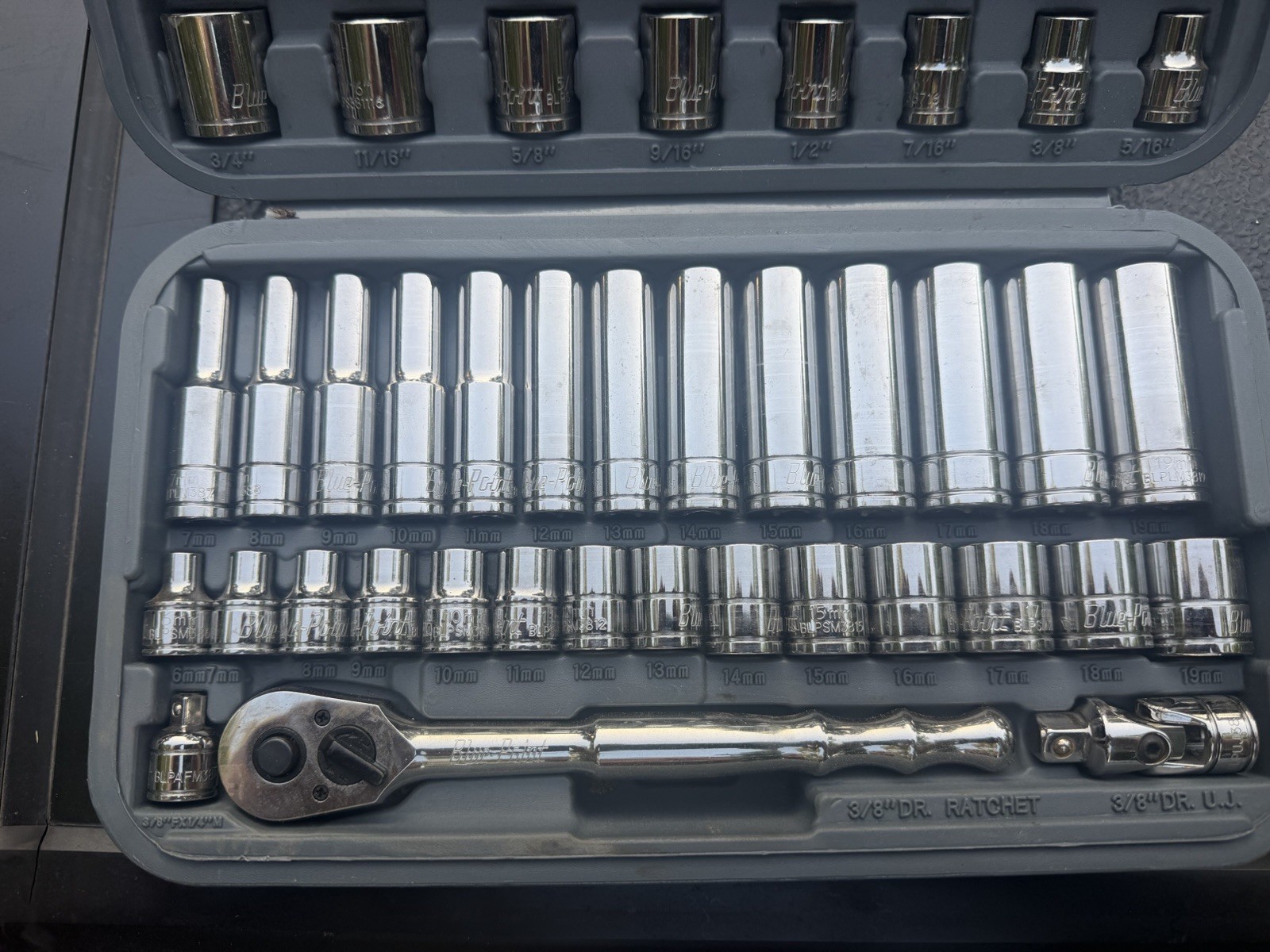 Blue-Point General Service Socket Set 3/8″ Drive SAE/Metric BLPGSS3849