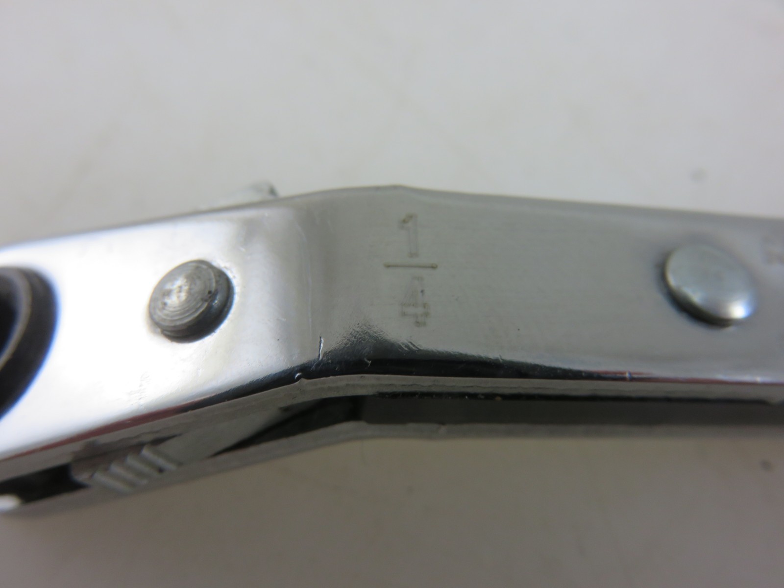 MAC ROW08102 Offset Reversible Ratcheting Double Box End Wrench 1/4″ x 5/16″