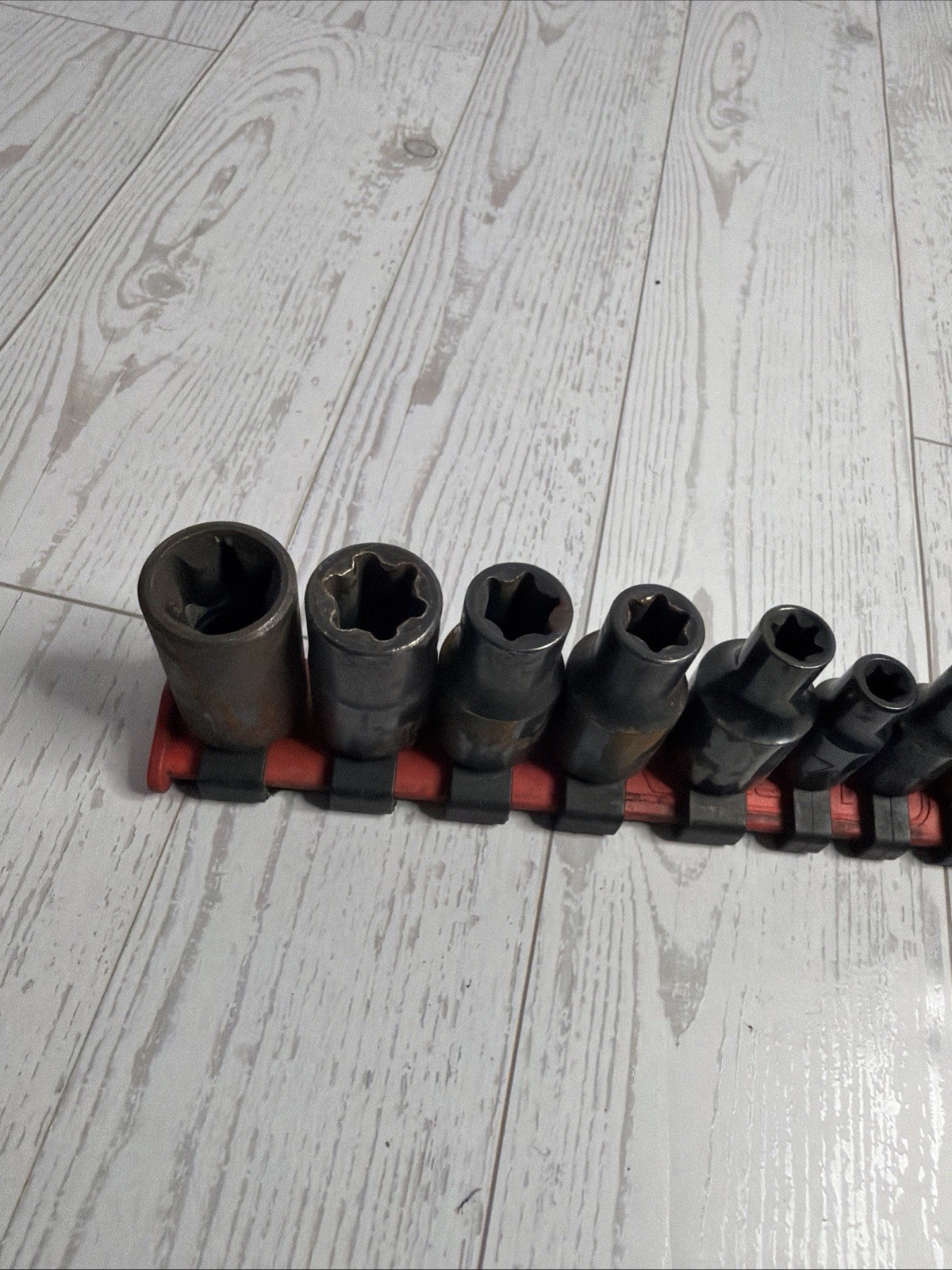 Matco Tools USA 1/4″ & 3/8″ Drive 9pc Inverted Torx Socket Set w/ Matco rail
