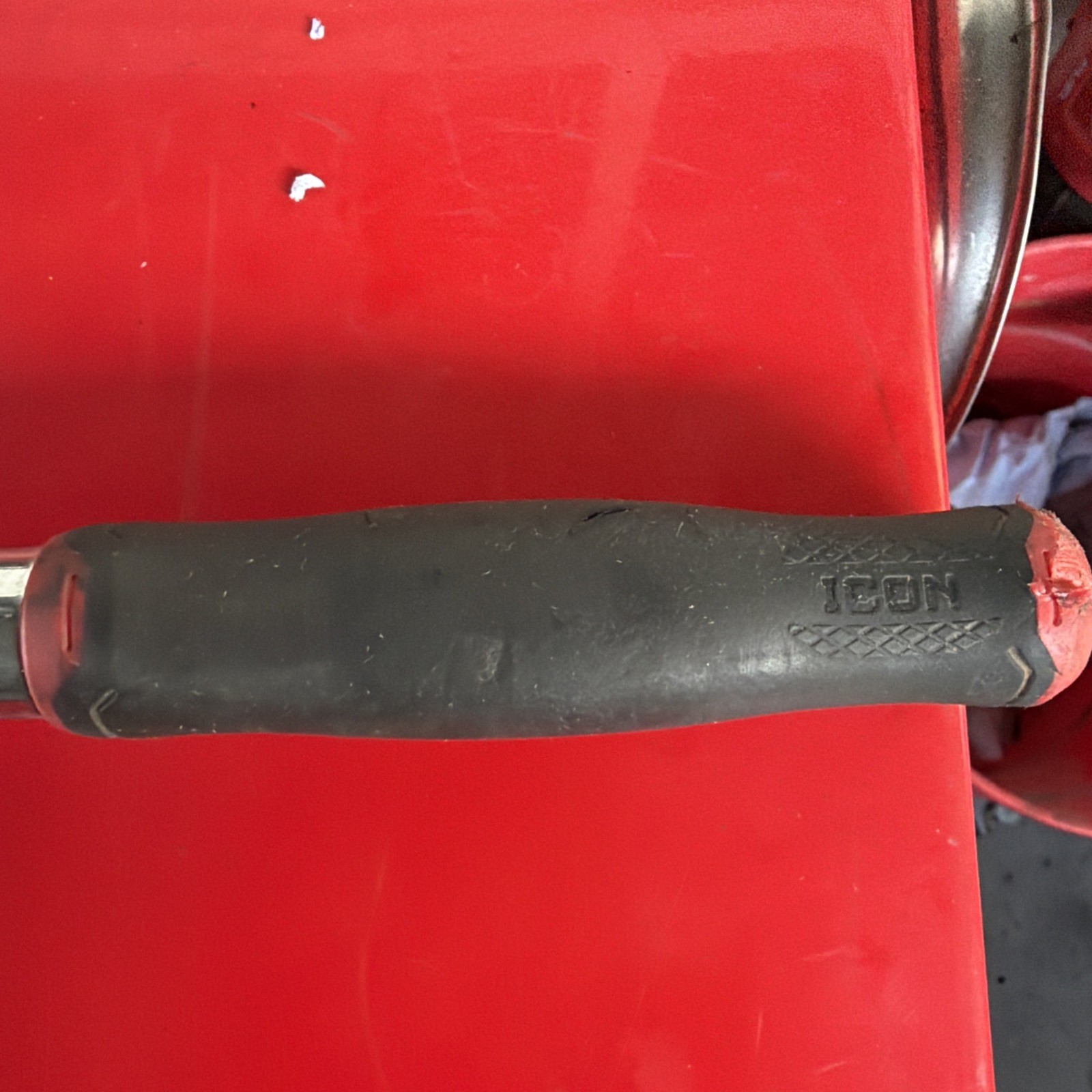 ICON G2 1/2 in. Drive, 26 in. Long Locking Flex Ratchet with Comfort Grip