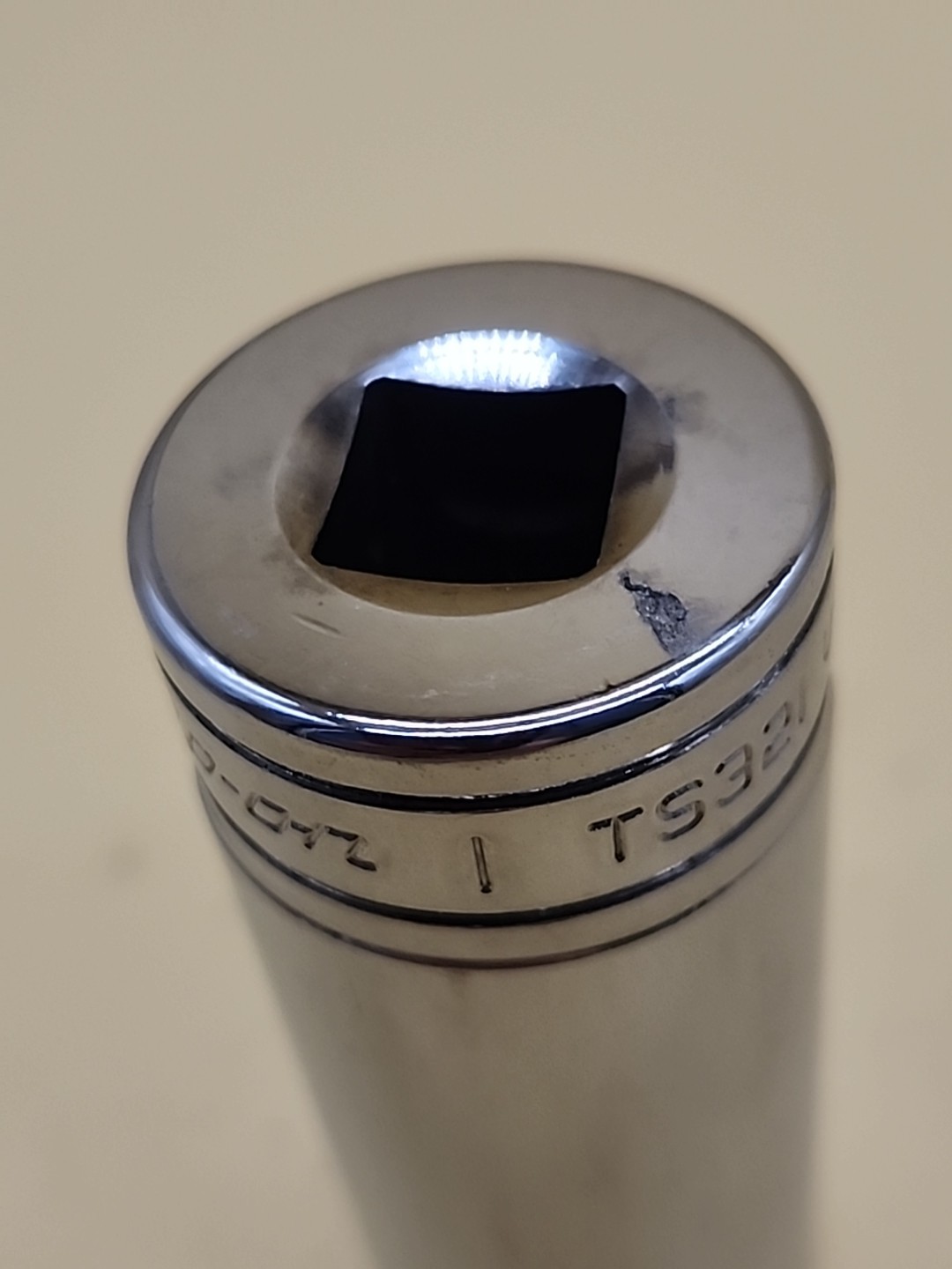 Snap-on Tools 1/2″ Drive 1″ SAE Deep 6 Point Chrome Socket TS321 USA