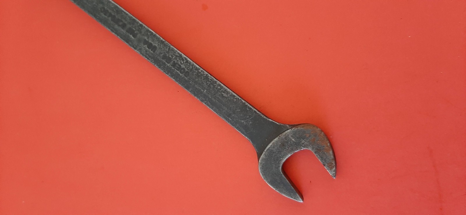 Snap-on Tool GOEX24 3/4″ 12PT Point Combination Wrench Black Industrial Finish