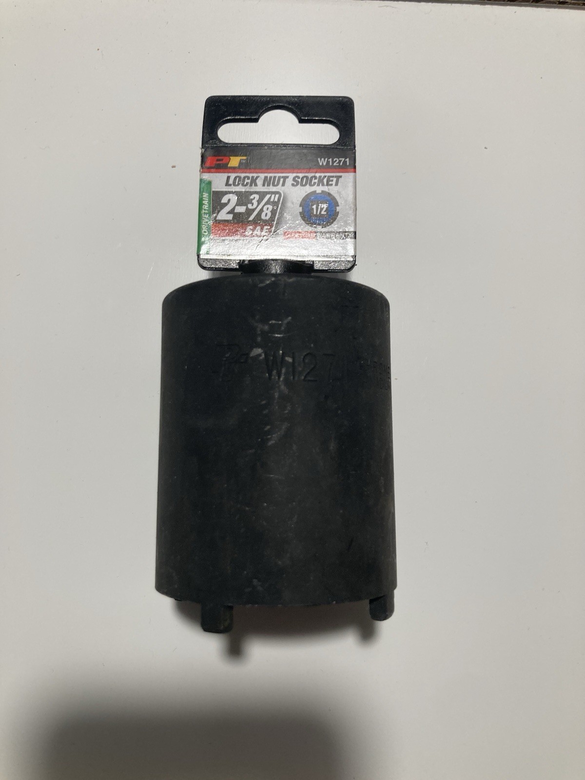 Performance Tool Wilmar W1271 – 4 Lug 1/2 Ton 4WD 2-3/8″ SAE Lock Nut Tool