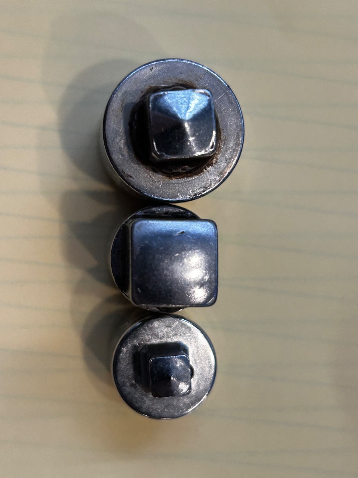 CRAFTSMAN 43797 Thumb Wheel 1/2″ Ratchet, 14 Deepwell Sockets & 3 Adapters-$22