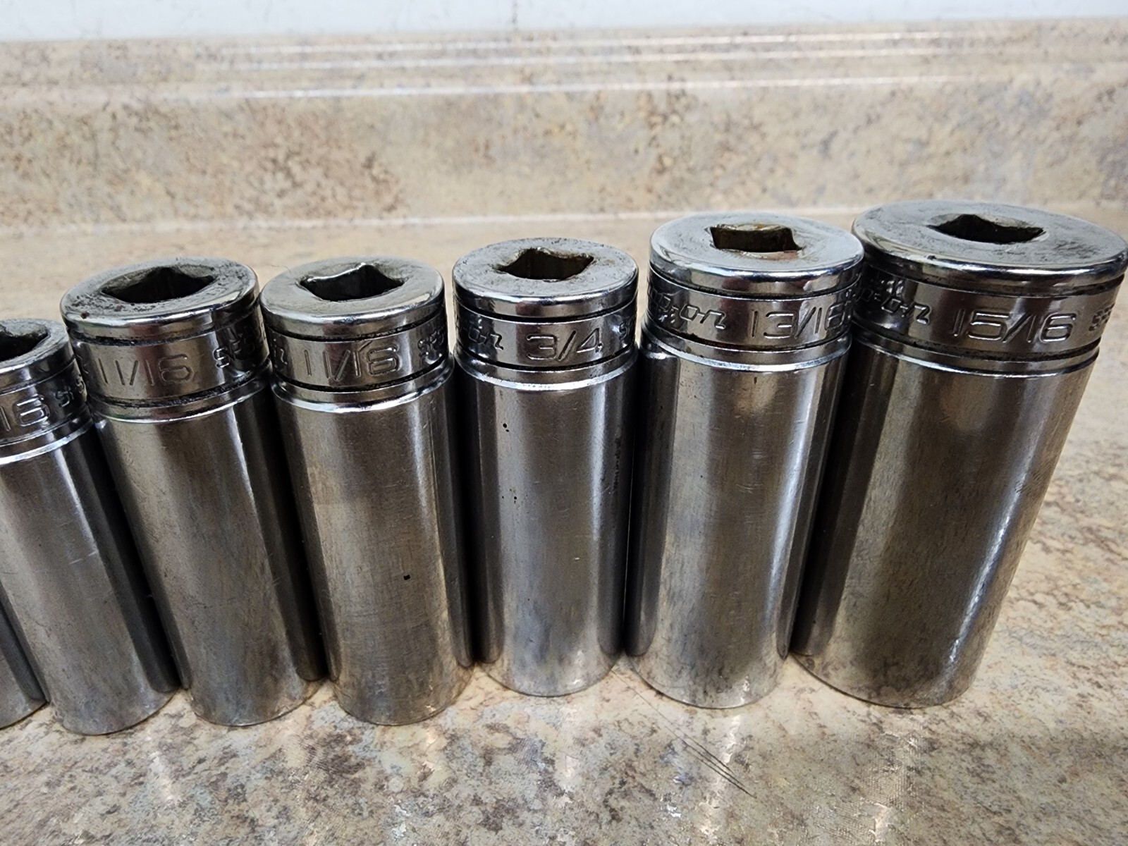 Snap-On 3/8″ Drive 11 Pc SAE DEEP 6 Pt Socket Set 1/4″ – 7/8″ 211SFSY