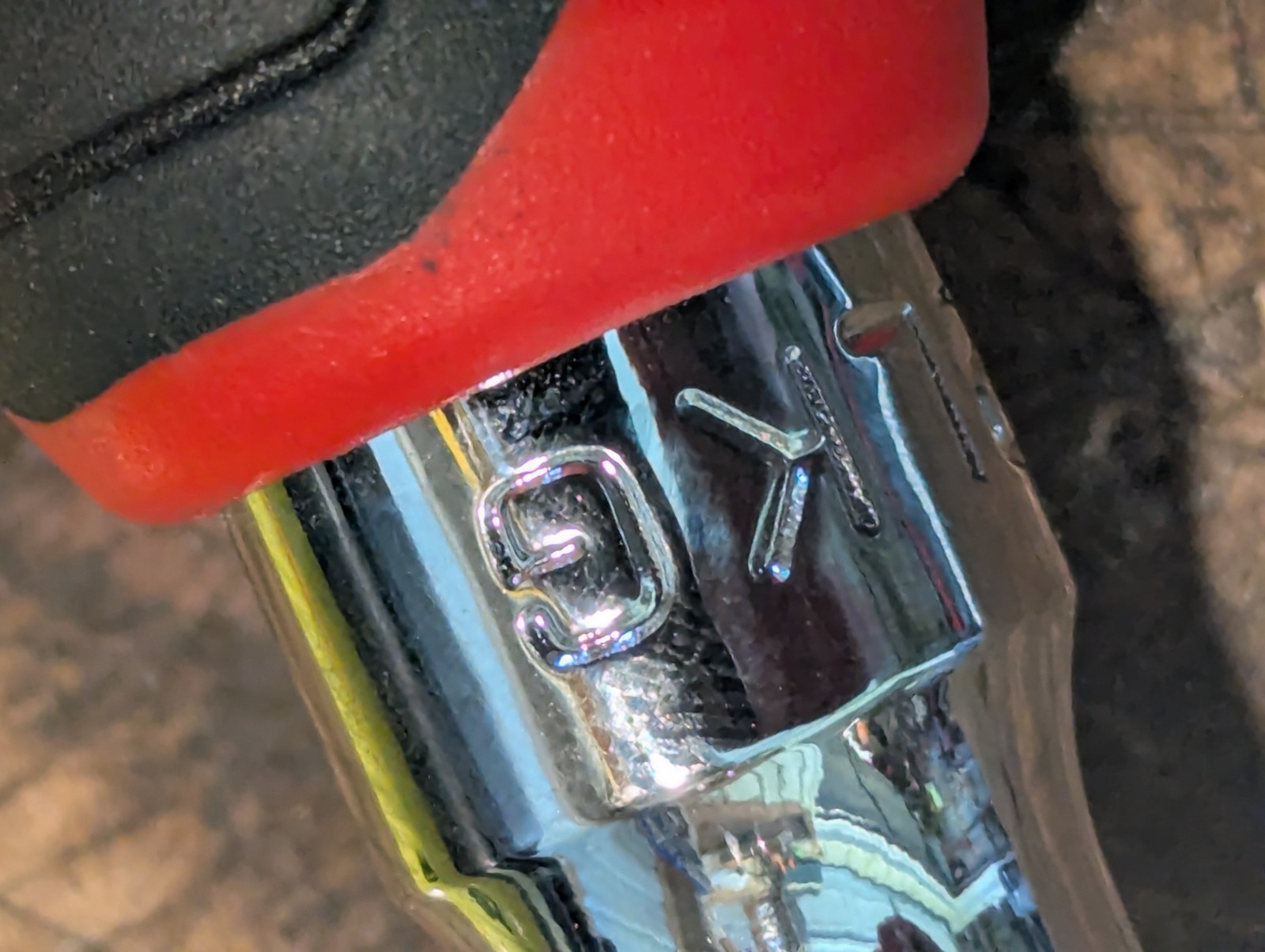 ICON 3/8 Swivel Head Ratchet R2LKG