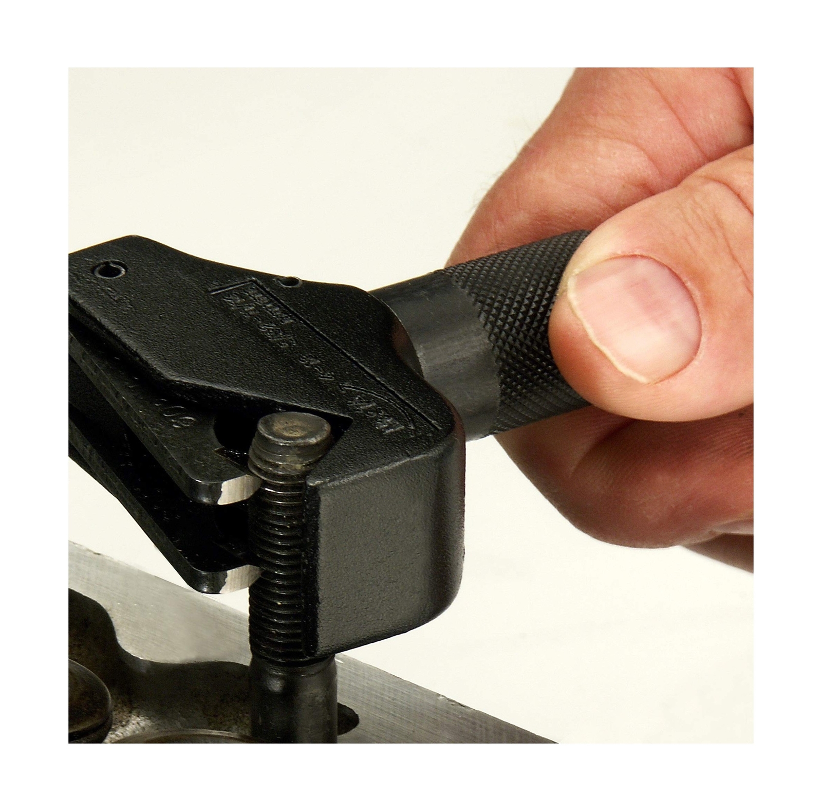 KC2 – External & Internal Adjustable Restorers – Universal Thread Repair T