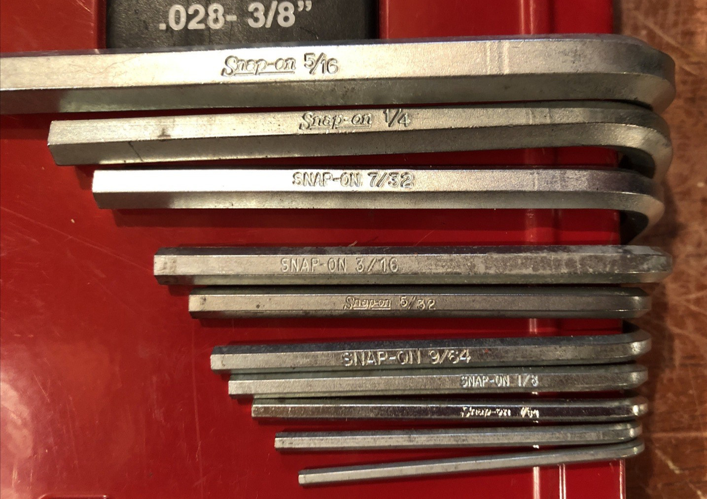 Snap-on Tools USA SAE Hex Red Metal Case Only 10 wrenches are SnapOn