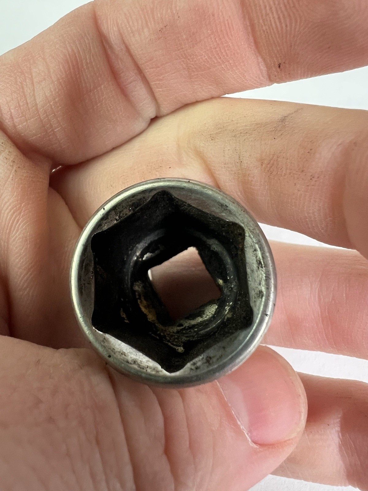 Blue Point 11/16 Socket 3/8 Drive 6 Point BLPS381116