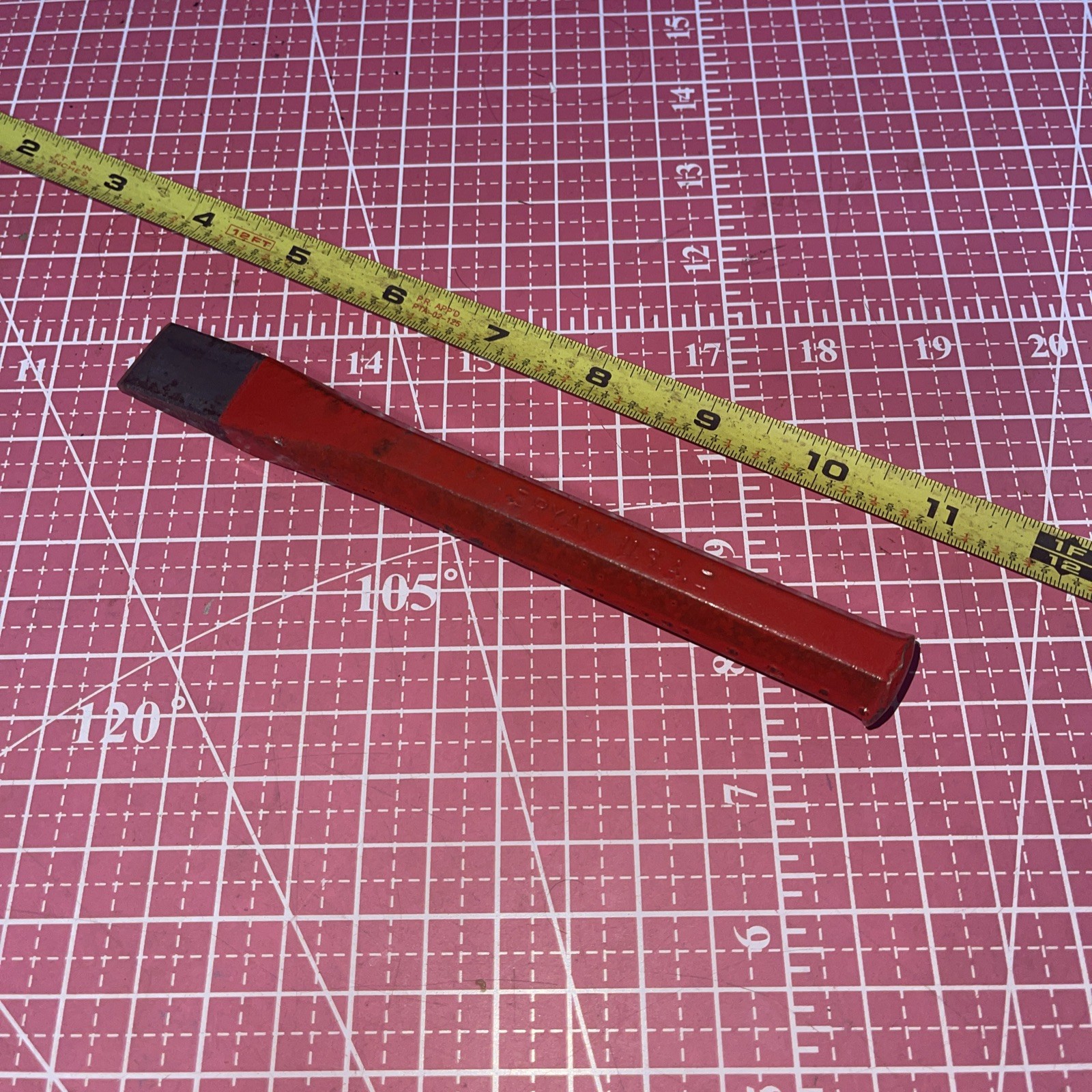 RYAN USA 3/4 In Tip Chisel 7 In Long Vintage Cold Steel Painted Red
