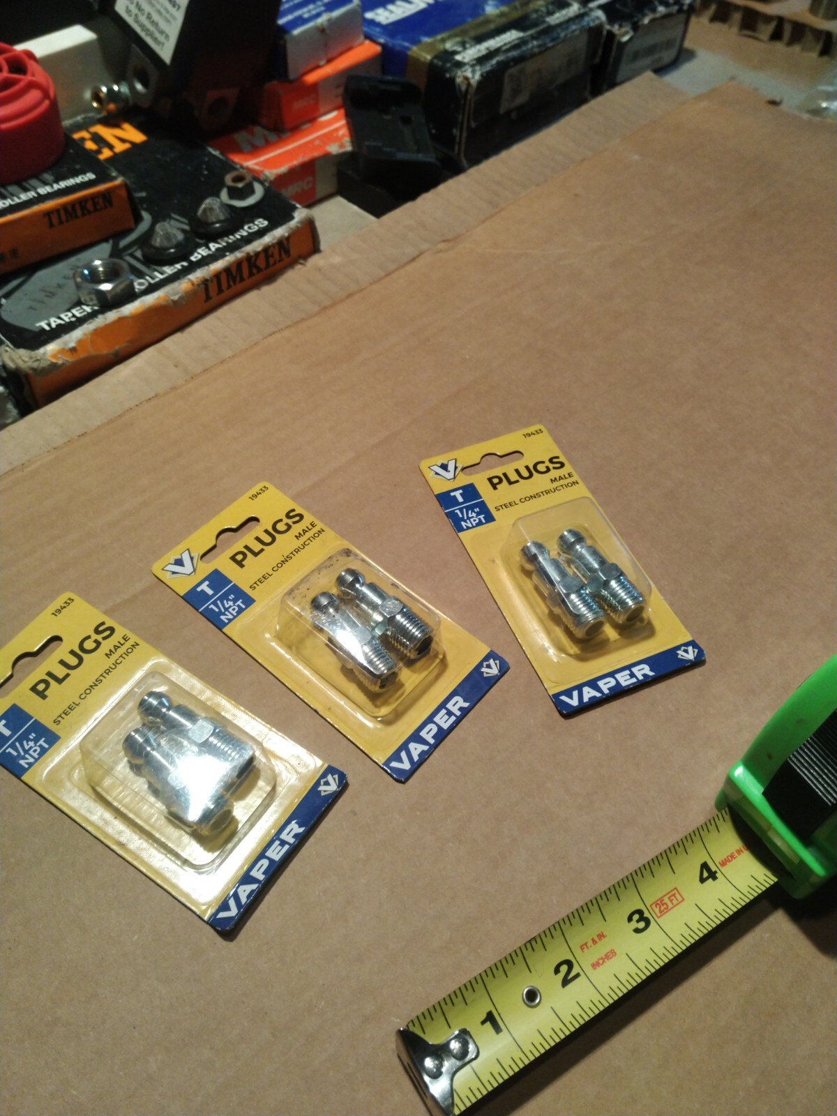 Qty 6) Industrial / Automotive «T» Style Air Plug Fittings. 1/4″ Male NPT. Cheap