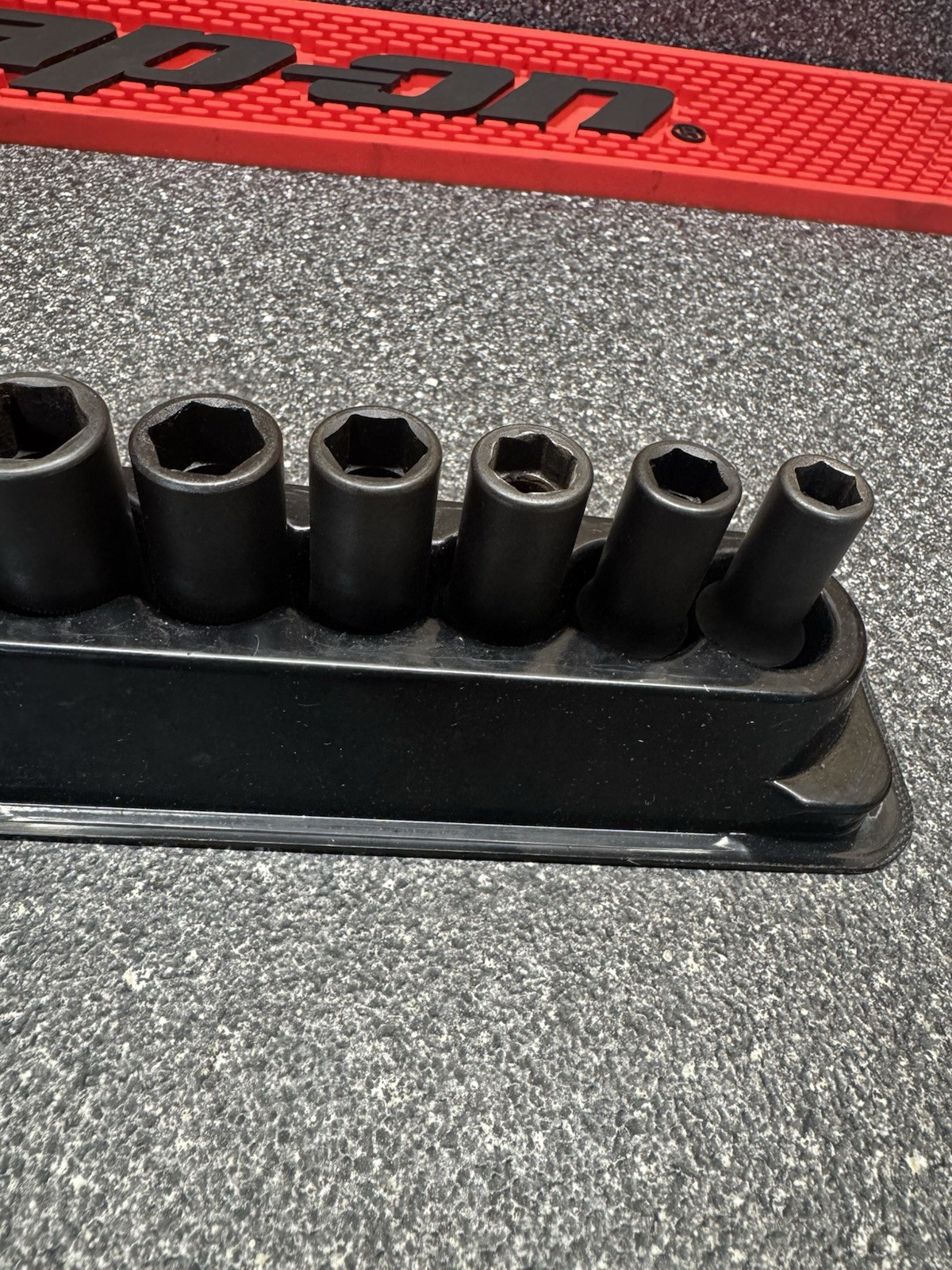 Snap On 12pc 3/8″ 6pt Flank Drive® Semi Deep Impact Socket Set 8-19mm 212IMFMSYA