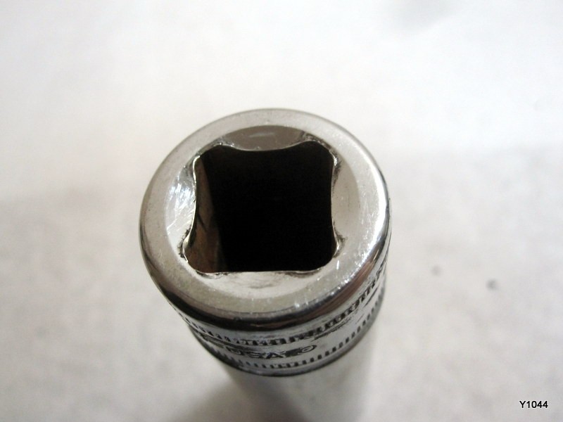 1/2 Drive 18mm Chrome Snap On Socket TSM18