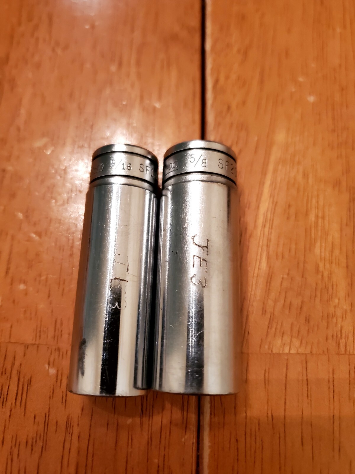 Snap On 3/8 Drive 9/16 5/8 12PT Deep Sockets Lot Of 2