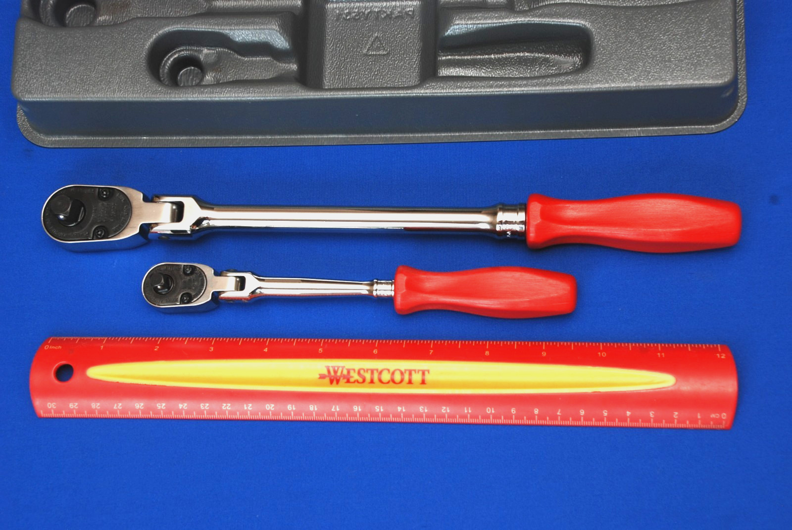 Snap-on Tools 1/4″ & 3/8″ Drive Dual 80 Red Hard Grip Flex-Head Ratchet Set