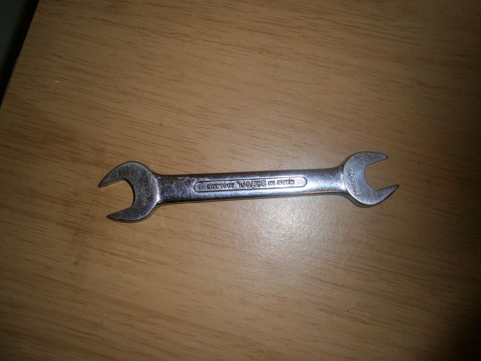 Vintage silver tone spanner. 3/8BS 5/16W & 5/16BS 1/4W ends (E6a)