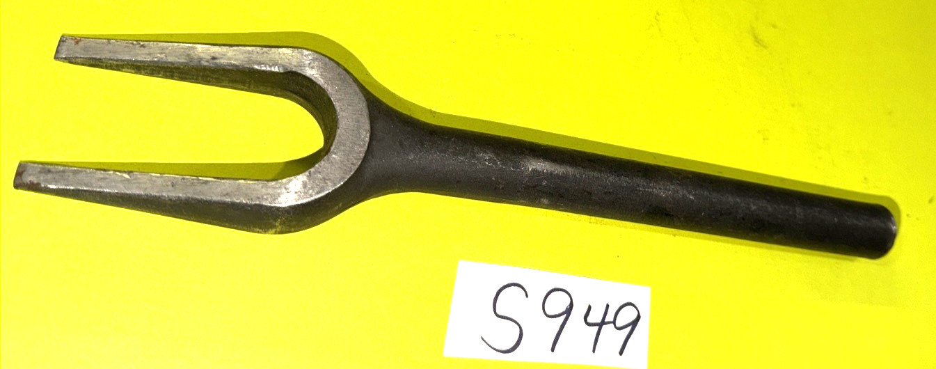 SNAP-ON TOOLS BALL JOINT/TIE ROD SEPARATOR TOOL A203 INCLUDES SHPPING IN THE US