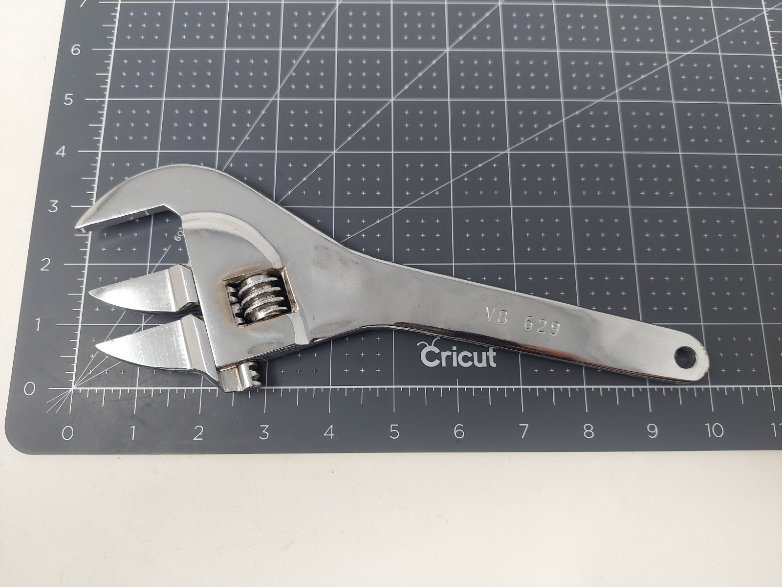 V8 Tools 629 Super Thin Adjustable Service Wrench: Quick Change Jaws DROP FORGED