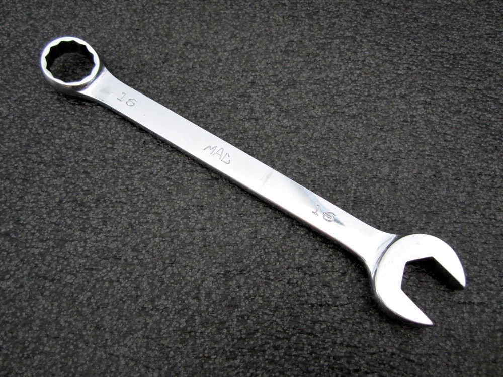 Vintage MAC 16mm Short Combination Wrench M16CW USA