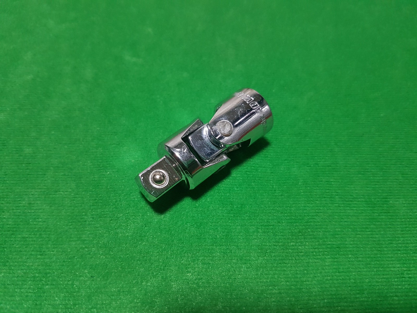 Halfords Advanced 3/8″ drive UJ universal swivel wobble joint tool **FREE POST**
