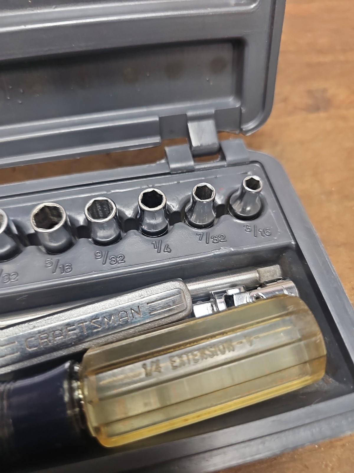 A122- Vintage CRAFTSMAN USA SAE 1/4dr RATCHET SOCKET SET =V =