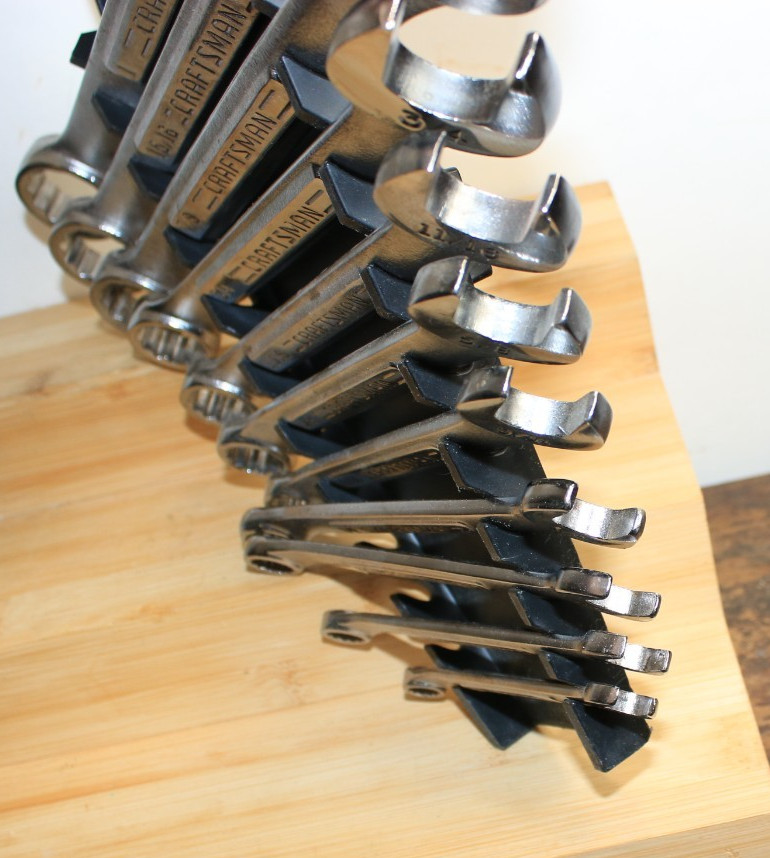 CRAFTSMAN SAE COMBINATION WRENCH SET 12 POINT USA – SET OF 11 W / rack VA