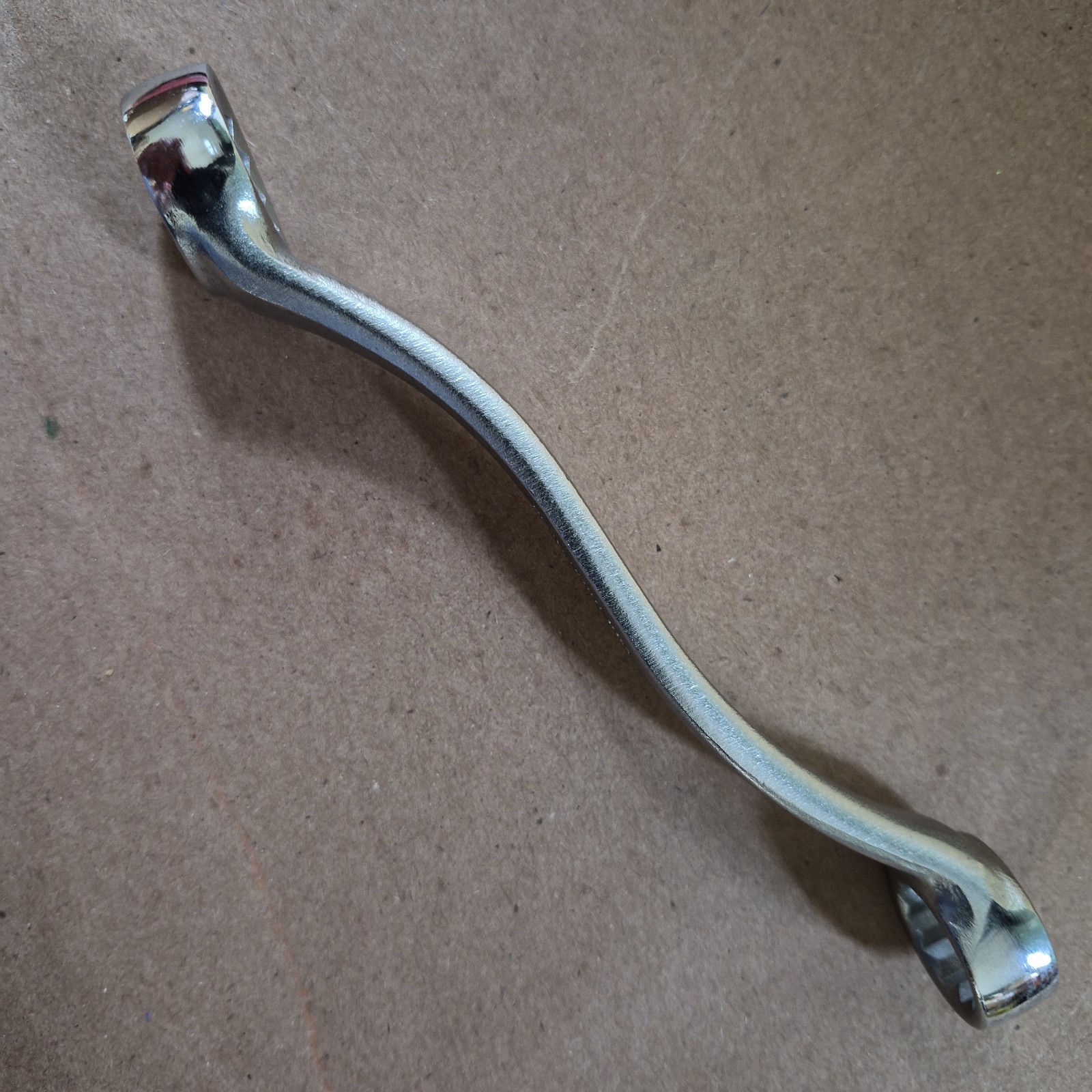 NEW 5/8″ x 3/4″ 12-pt SHORT BOX END WRENCH, 45-degree OFFSET, USA, B/H # BW-1406