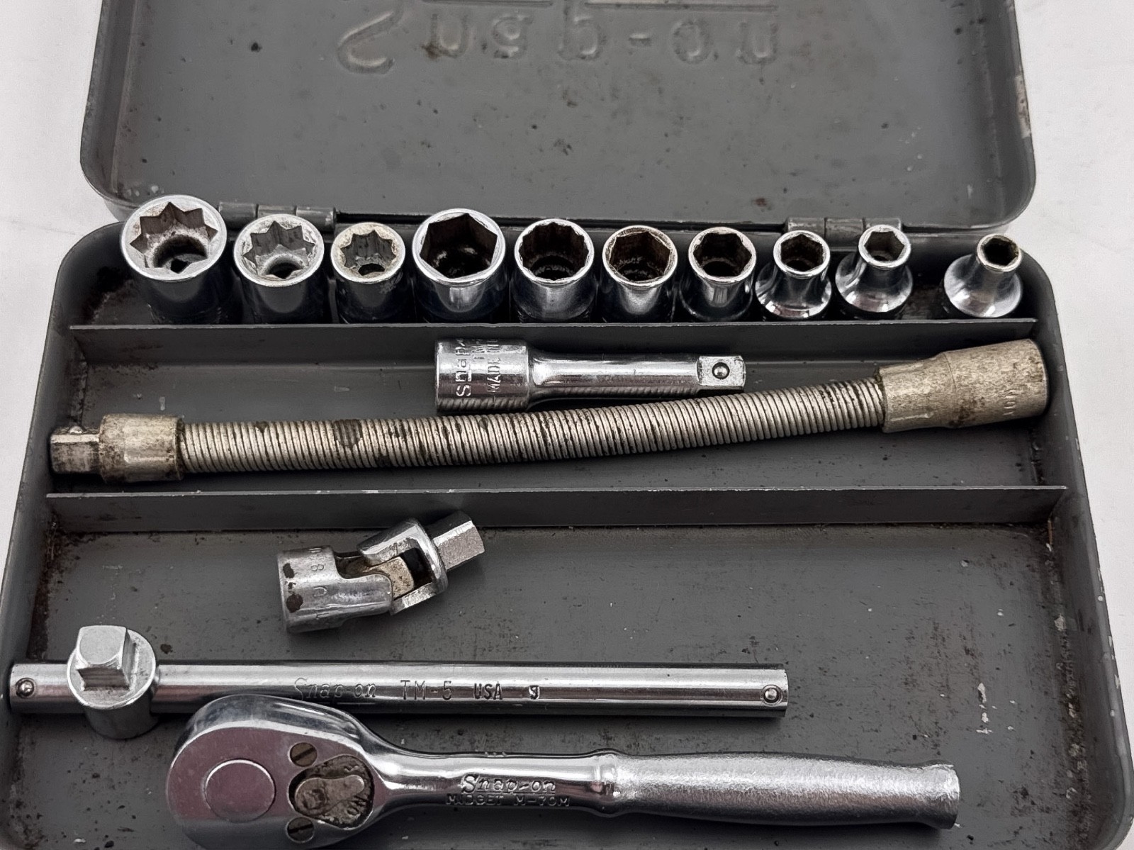 Snap-On Tools USA M-70 M 9/32″ Drive Midget Ratchet w/ Sockets & Extras