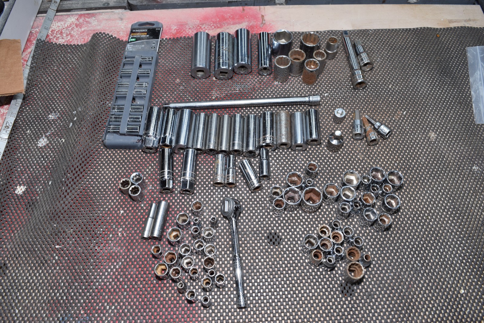 😳LARGE LOT 15LBS🫡 107 Pcs Sockets SAE Metric Drive 6 Point 12 Point Husky 5233