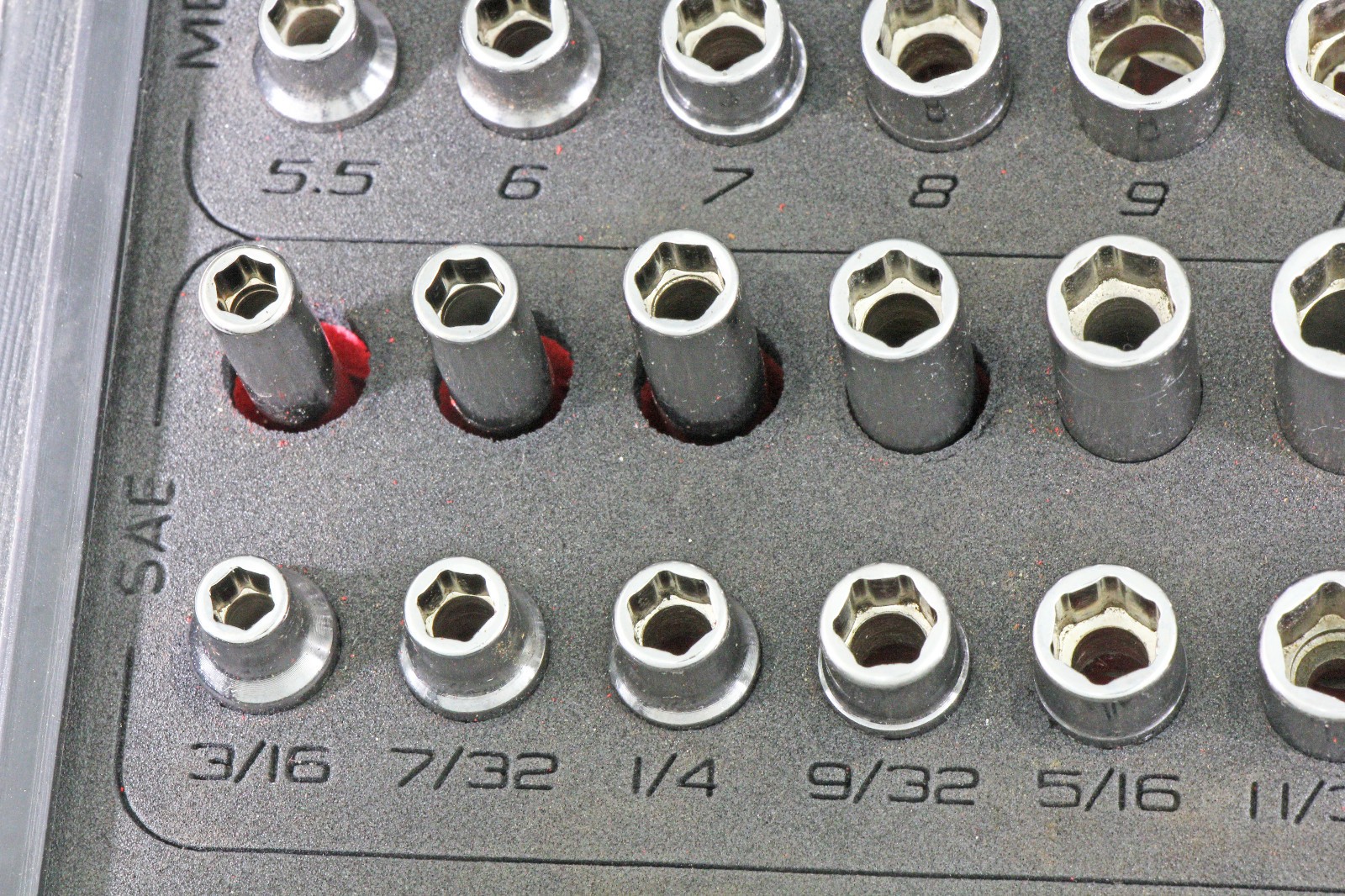 Snap on 144TMPB 44 Piece 1/4″ Drive 6 Point METRIC / SAE General Service Set