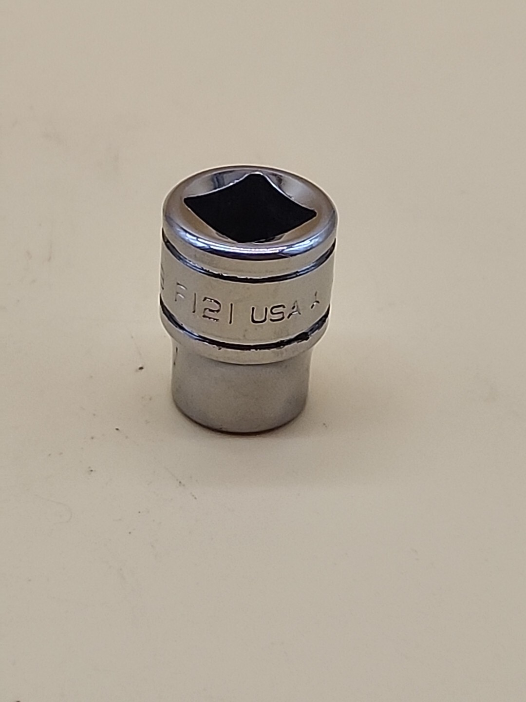 Snap-on Tools F121 3/8″ 12pt 3/8″ Drive Socket USA