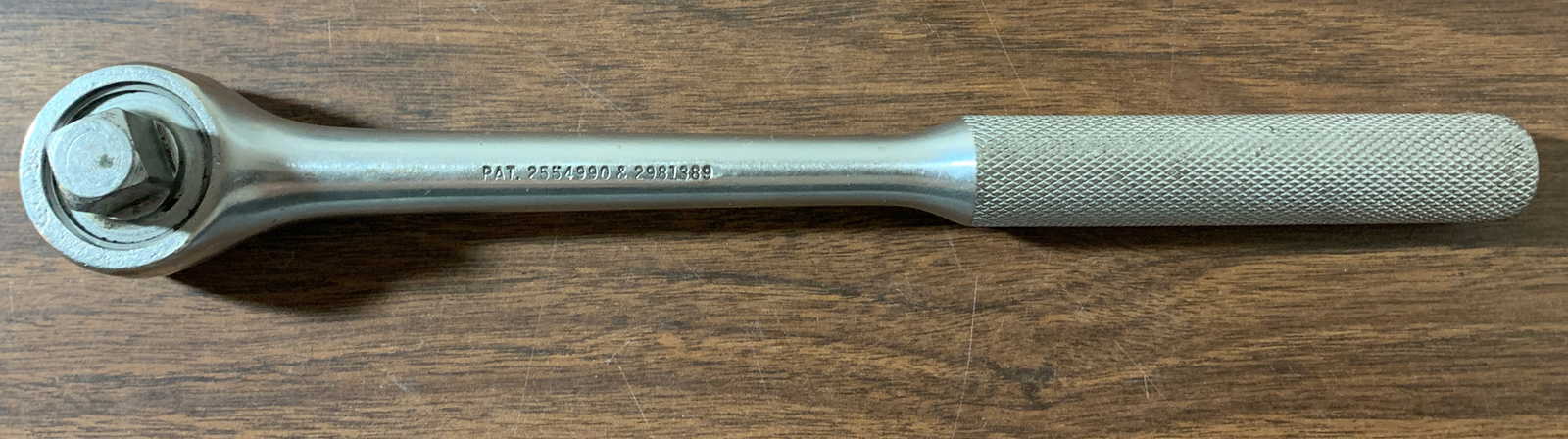 Vintage HUSKY 1/2» Drive Ratchet Knurled Handle CS43 Made In USA With Sockets